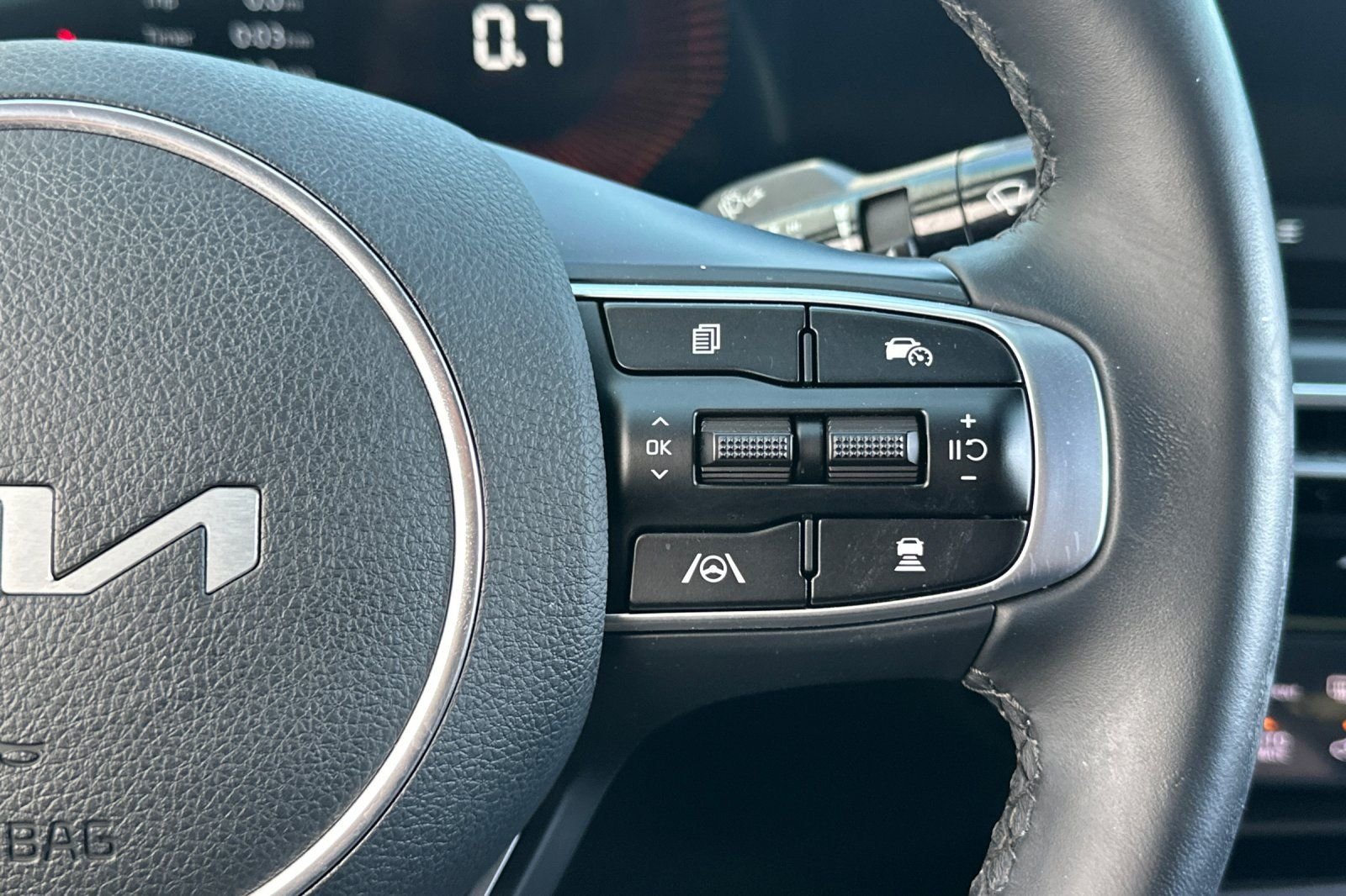 Used 2025 Black Kia GT-Line image 26