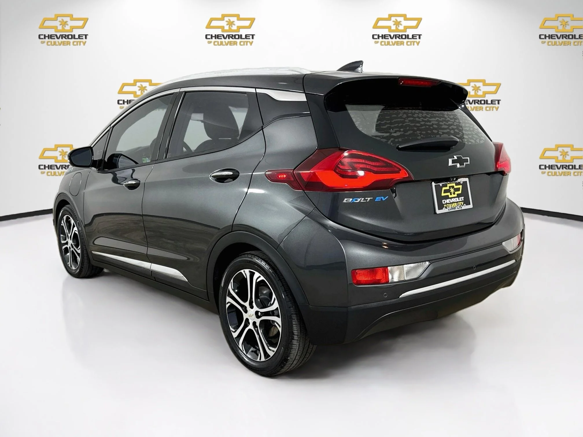 Used 2019 (Includes (TUS) Black grille.) Chevrolet Premier image 6