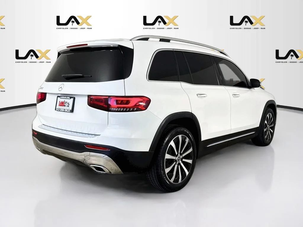 Used 2022 White Mercedes-Benz GLB 250 image 7
