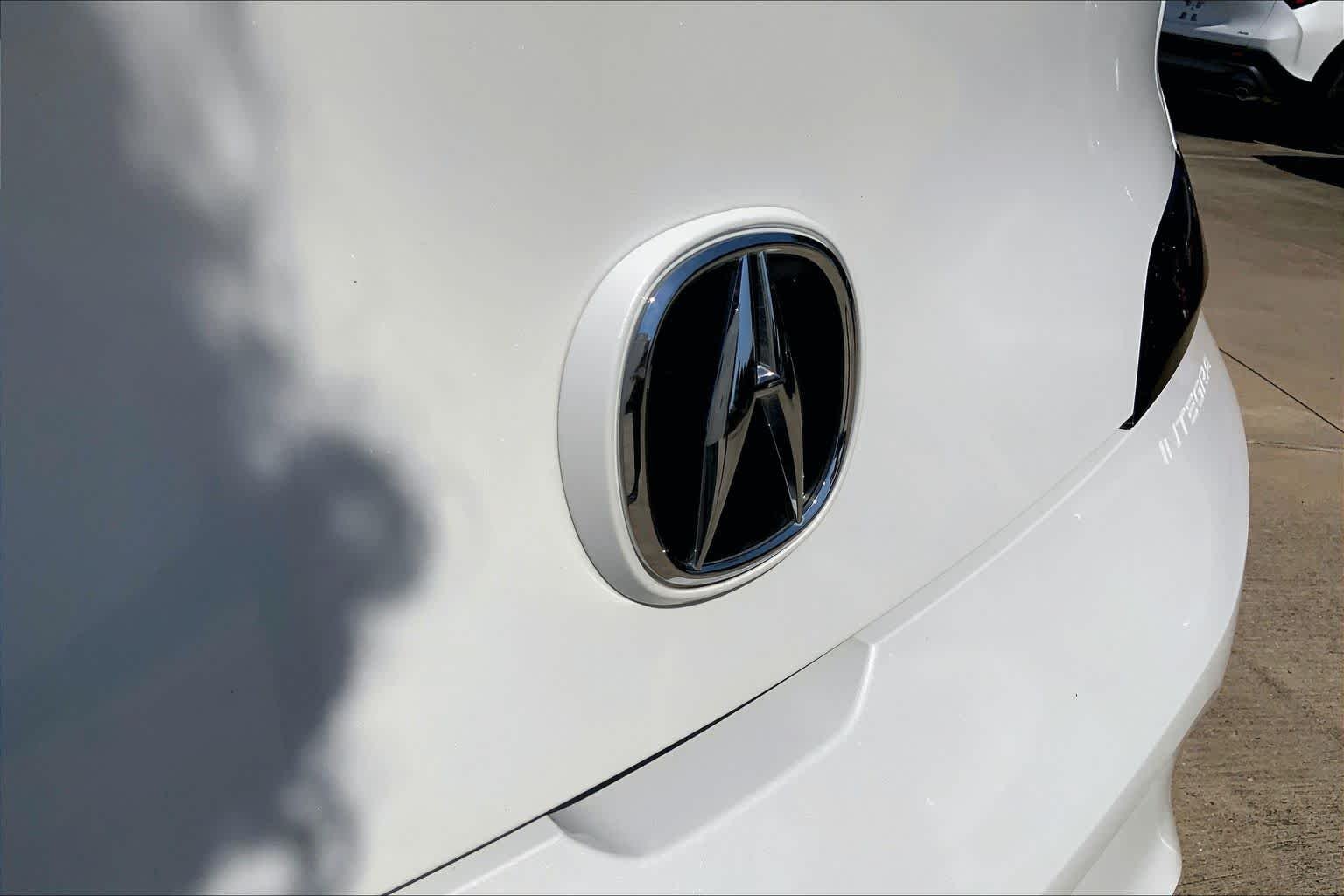Used 2026 Platinum White Pearl Acura  image 30