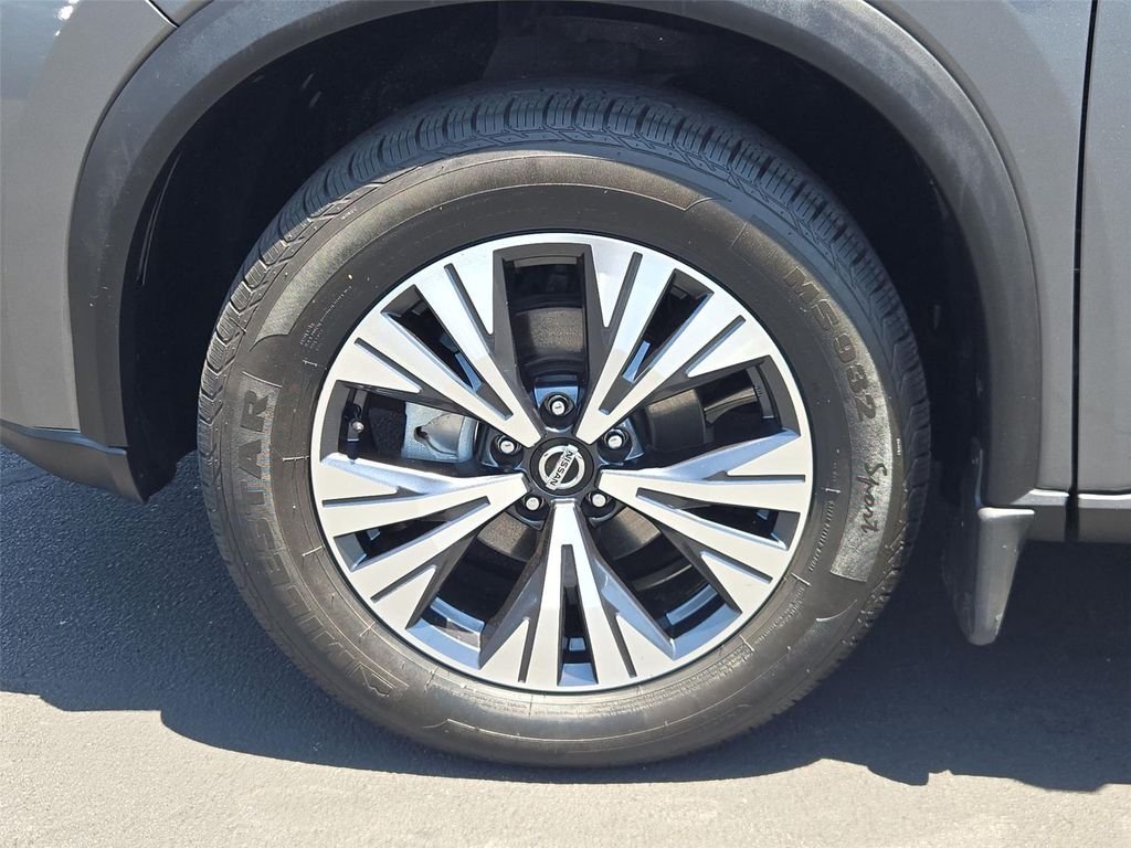 2021 Nissan Rogue SV - Photo 24