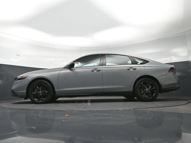 Certified Used 2025 Urban Gray Pearl Honda 1.5T SE image 66