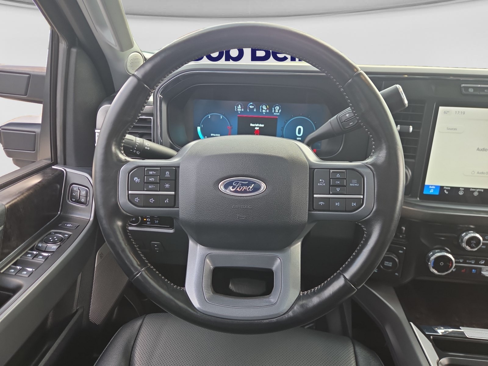 2023 Ford F-350 Super Duty Lariat - Photo 12