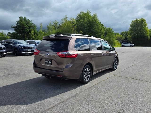 Used 2018 Walnut Toyota LE image 8