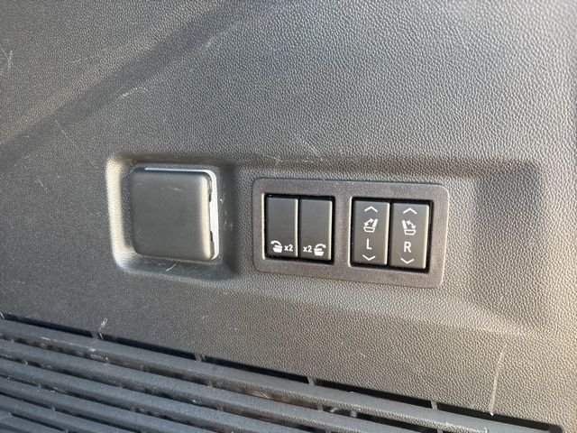 Used 2023 Black GMC Denali Ultimate image 33
