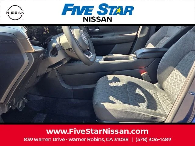 Used 2025 Blue Nissan SV image 5