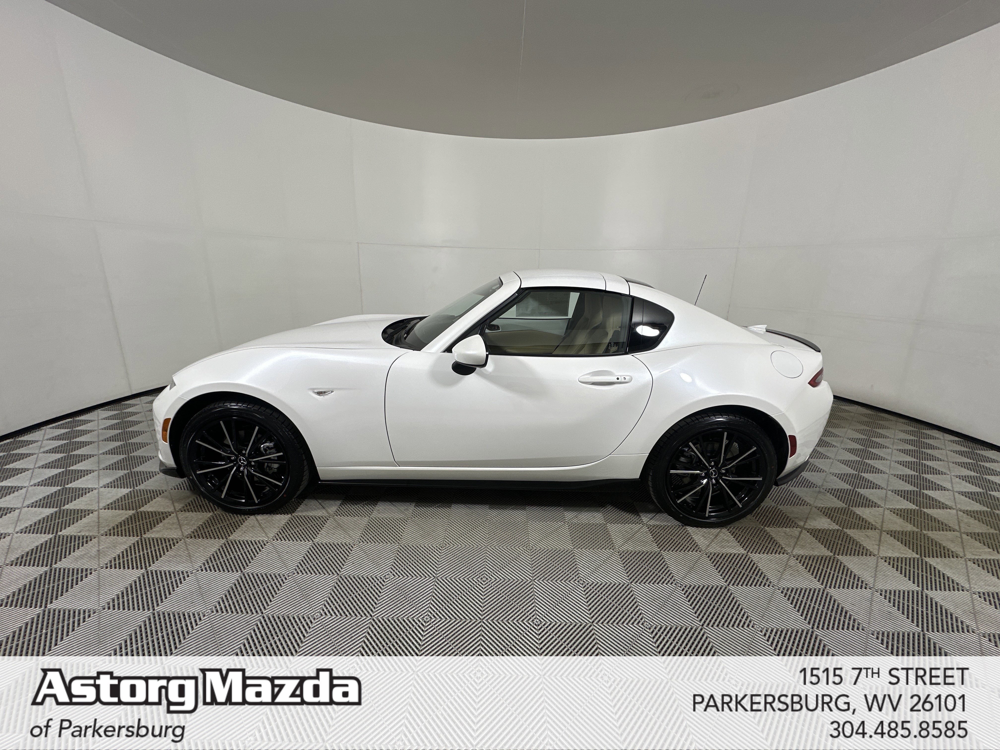 New 2026 Snowflake White Pearl Mazda Grand Touring image 4
