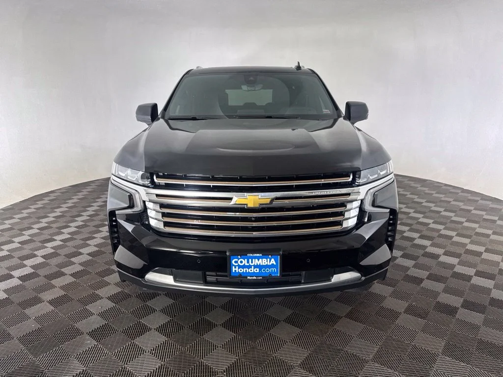 Used 2021 Black Chevrolet High Country image 3