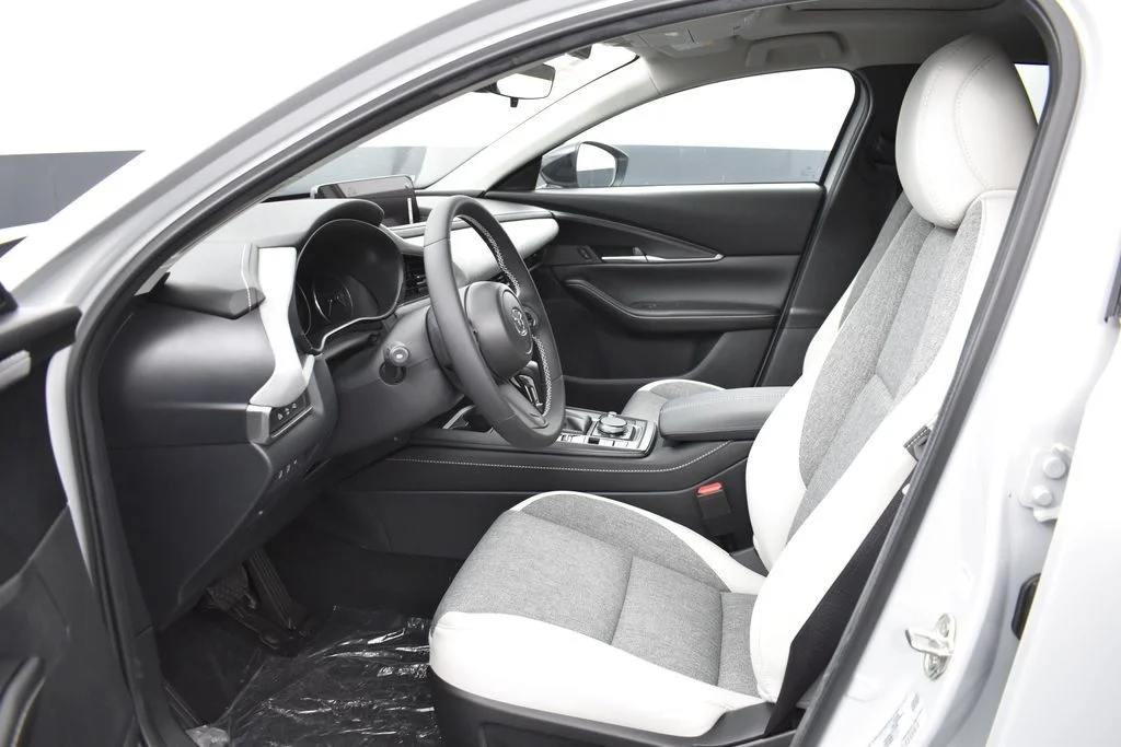 2026 Mazda CX-30 Aire Edition - Photo 11