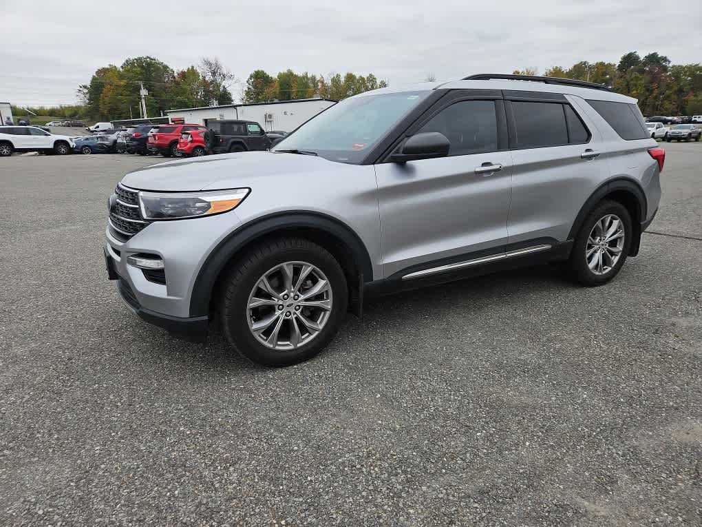 Used 2022  Ford XLT image 2