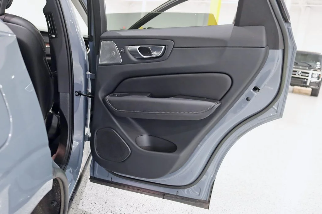 Used 2023 Gray Volvo Ultimate image 38