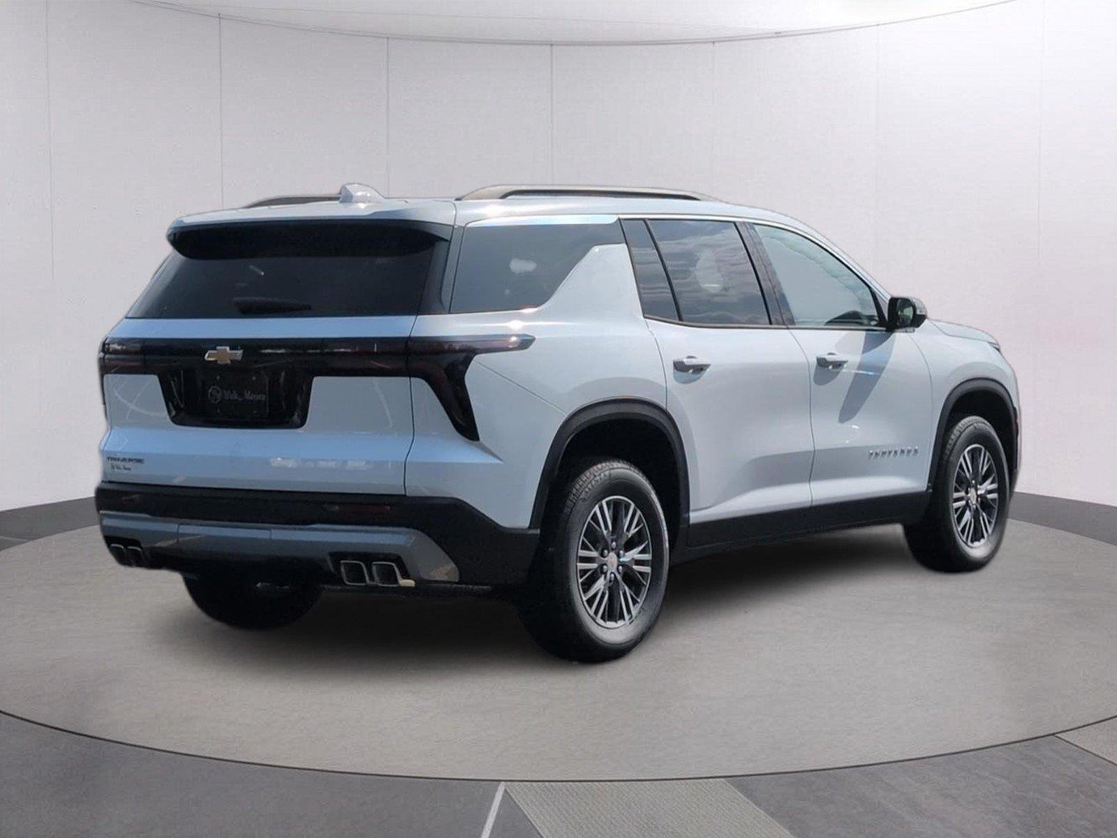 2026 Chevrolet Traverse LT - Photo 7