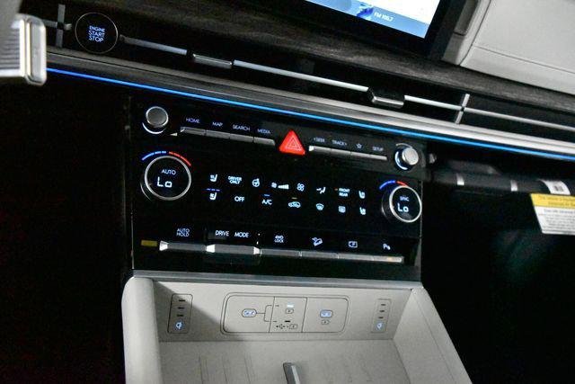 New 2027 White Hyundai Limited image 67