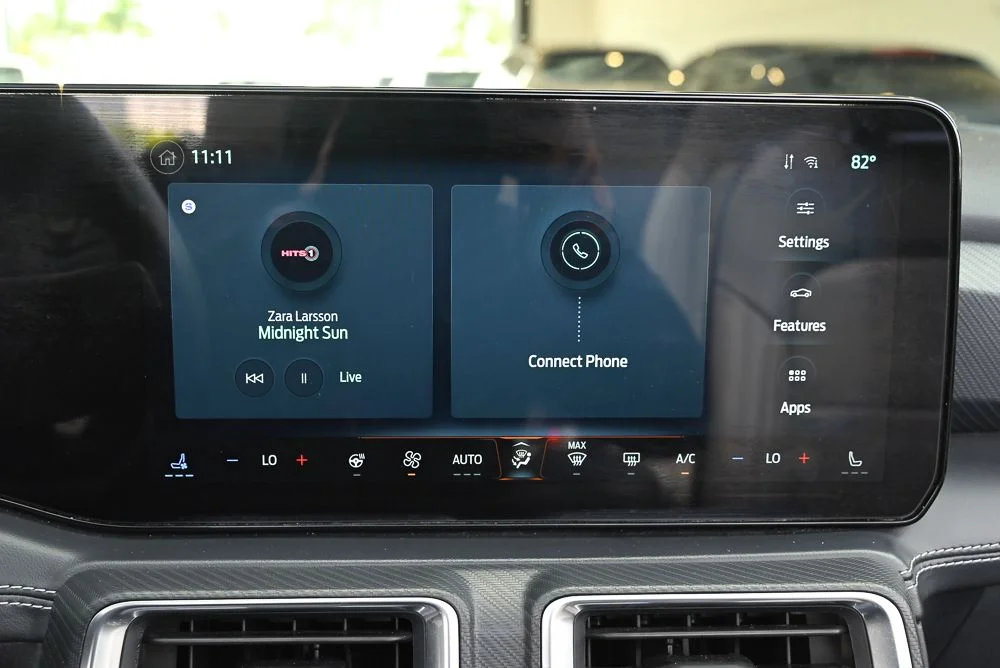 Used 2024 Gray Ford EcoBoost Premium image 28