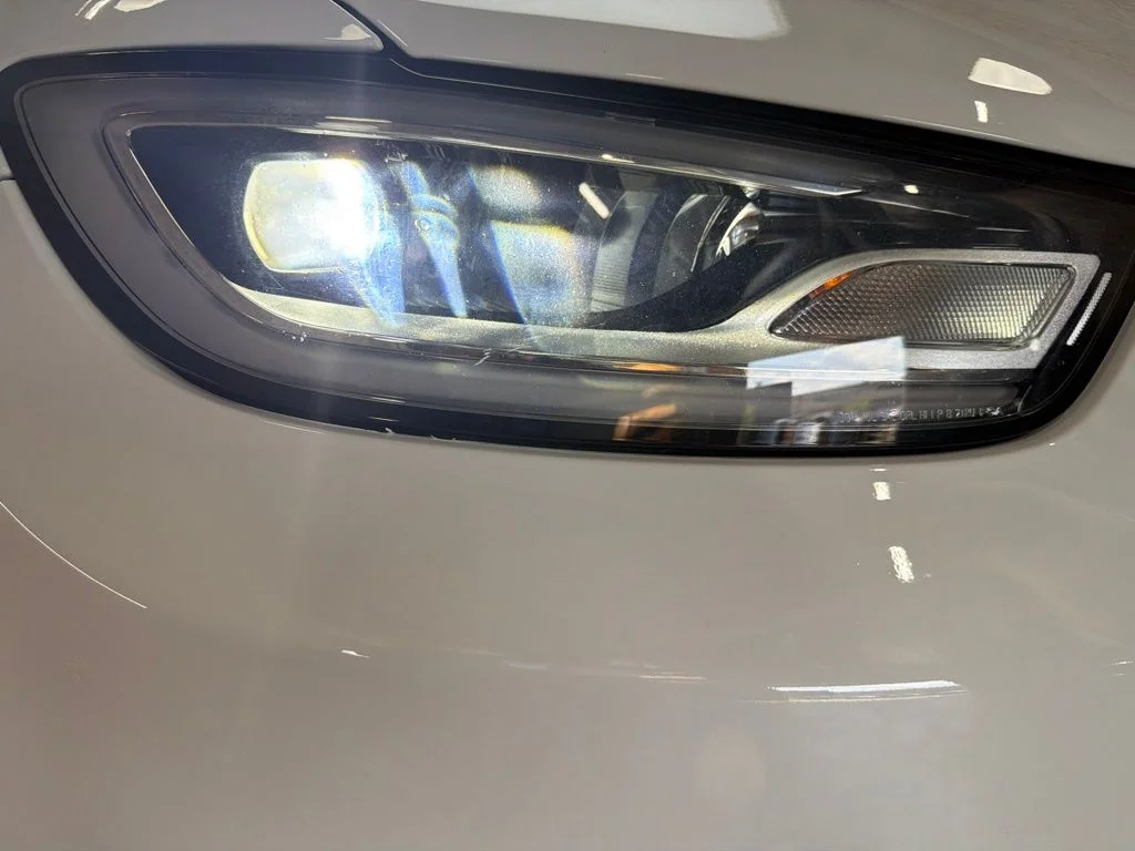 Used 2026 Bright White Clearcoat Chrysler Select image 10