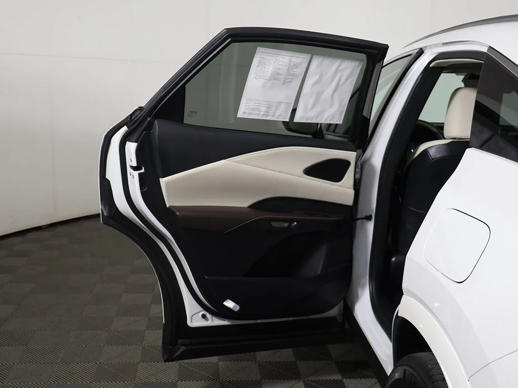 Used 2023 White Lexus 350h Premium image 22