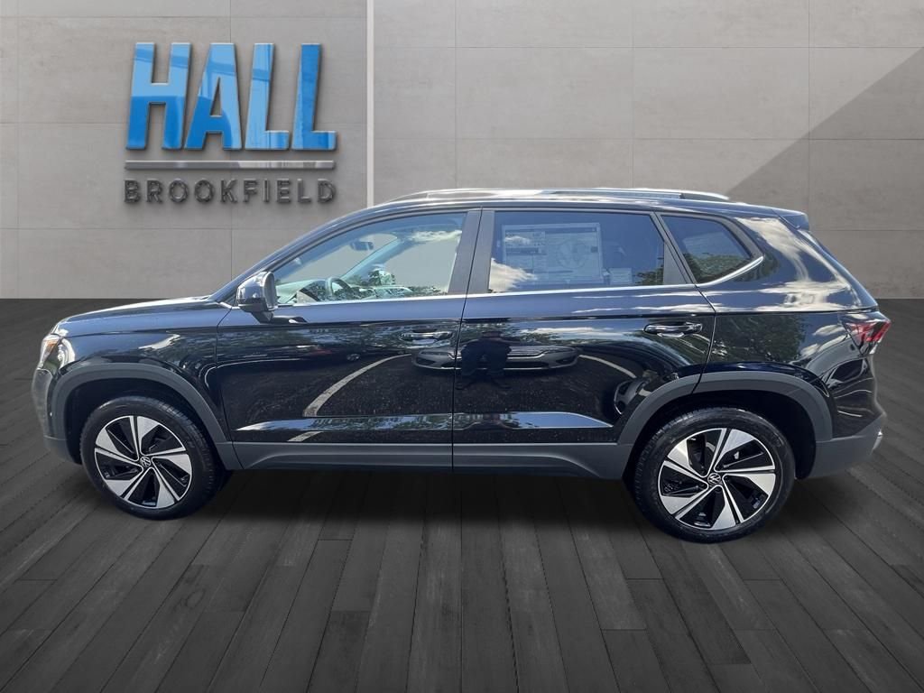 New 2026 Black Volkswagen 1.5T SE image 2
