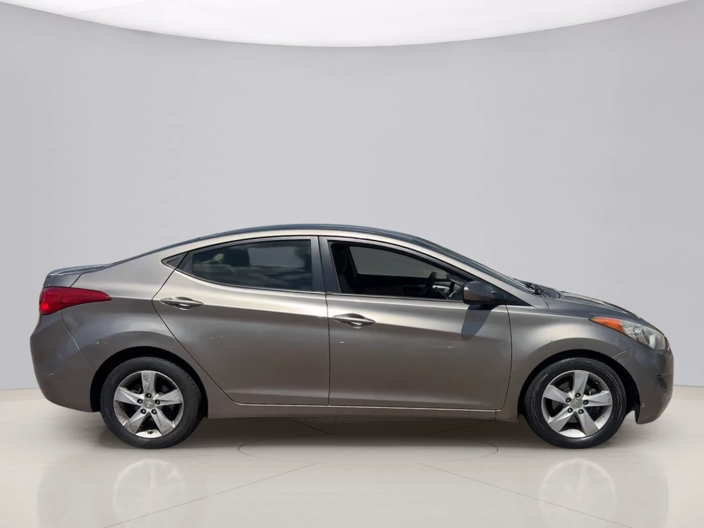 Used 2013 Gray Hyundai GLS image 4