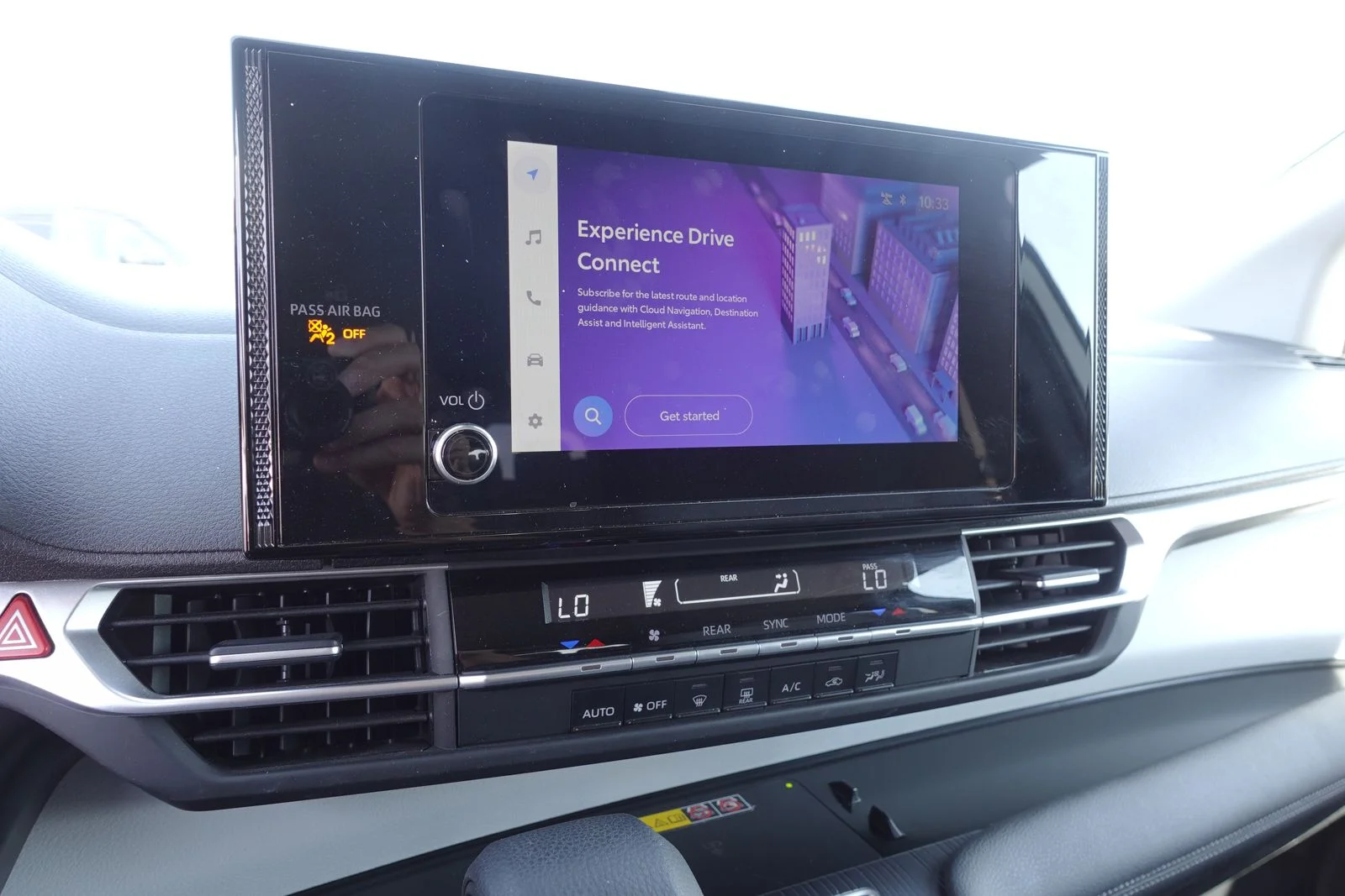 Used 2025 Ice Cap Toyota LE image 19