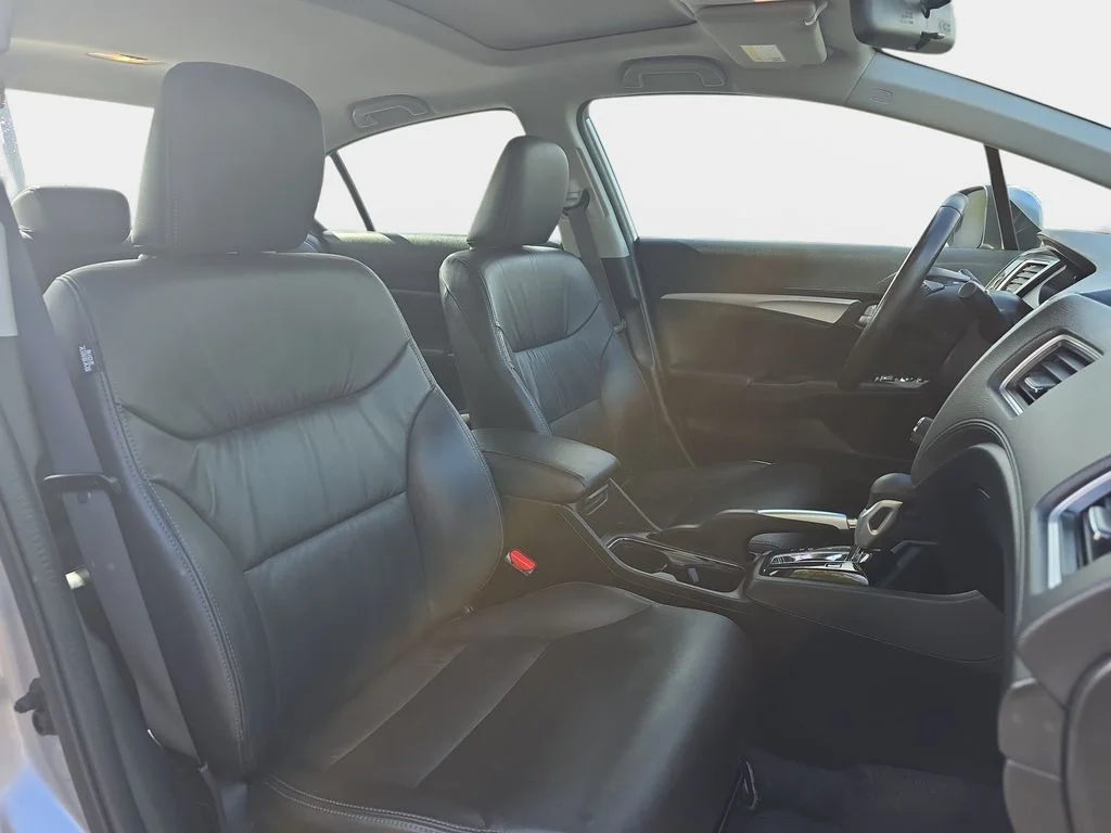Used 2014  Honda EX-L image 12
