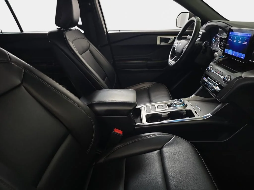 Used 2020 Gray Ford XLT image 10