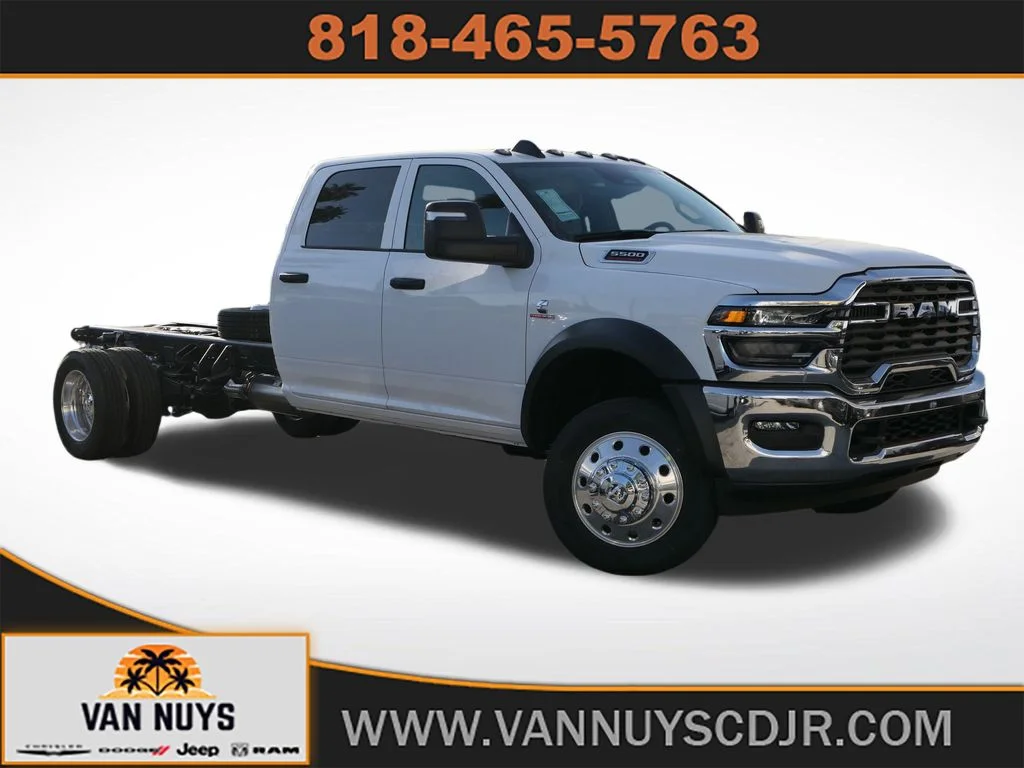 2026 RAM 5500 Big Horn 4X4 Crew Cab DRW 197" WB's photo