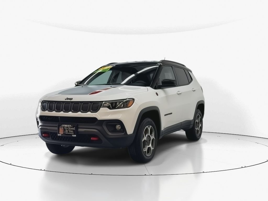 Used 2022 Bright White Clearcoat Jeep Trailhawk image 9
