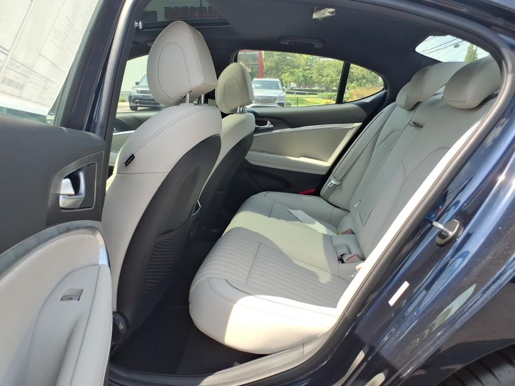 New 2026 Blue Genesis 3.3T Sport Prestige image 9