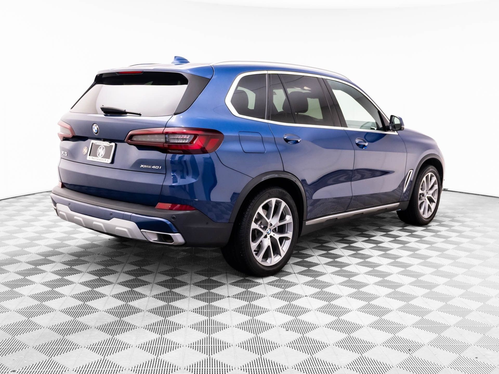 Used 2021 Blue BMW xDrive40i image 6