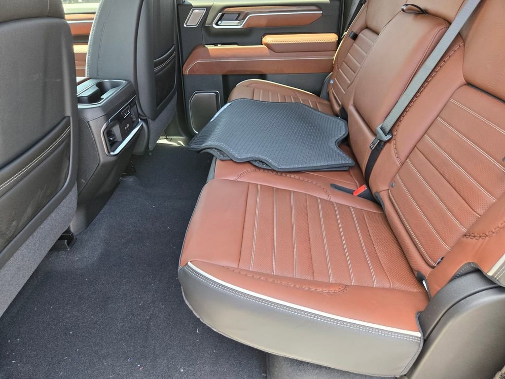 2026 GMC Sierra 2500HD Denali Ultimate - Photo 8