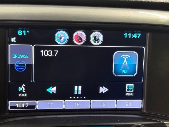 Used 2015 Silver Chevrolet LT image 18