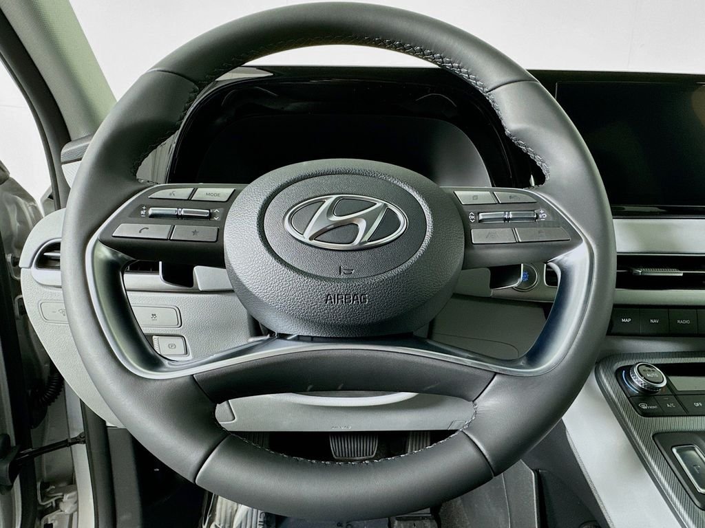 Certified Used 2025 Silver Hyundai SEL image 39