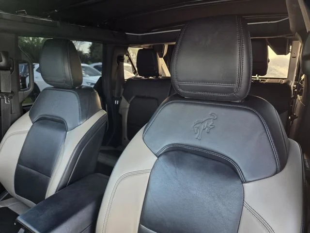 Used 2022 White Ford Wildtrak image 29