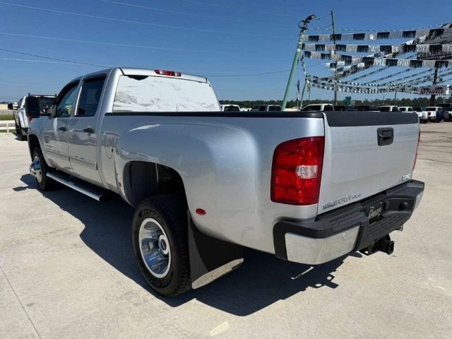 Used 2012 Quicksilver Metallic GMC SLE image 3