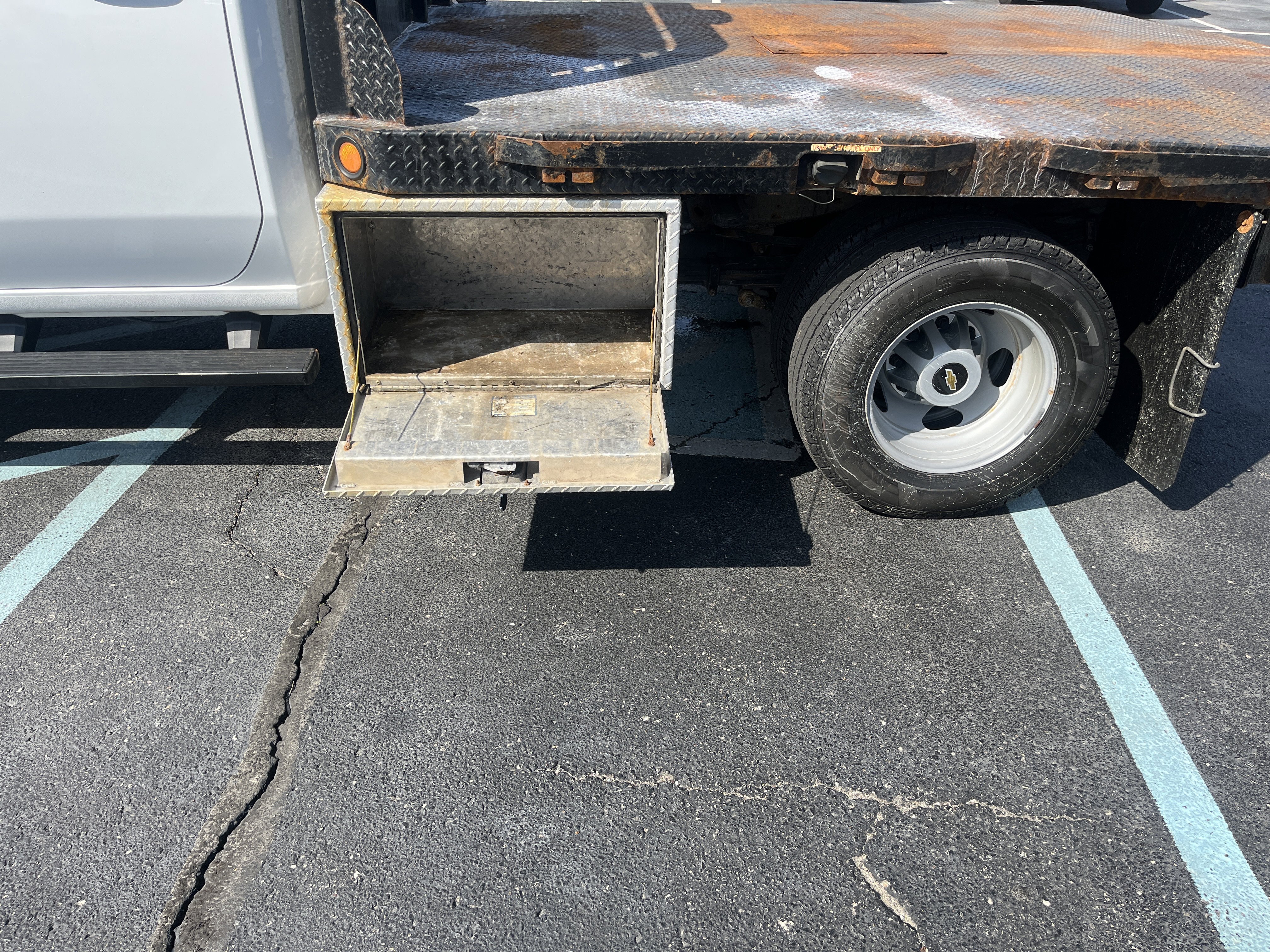 Used 2021 Summit White Chevrolet Work Truck image 10