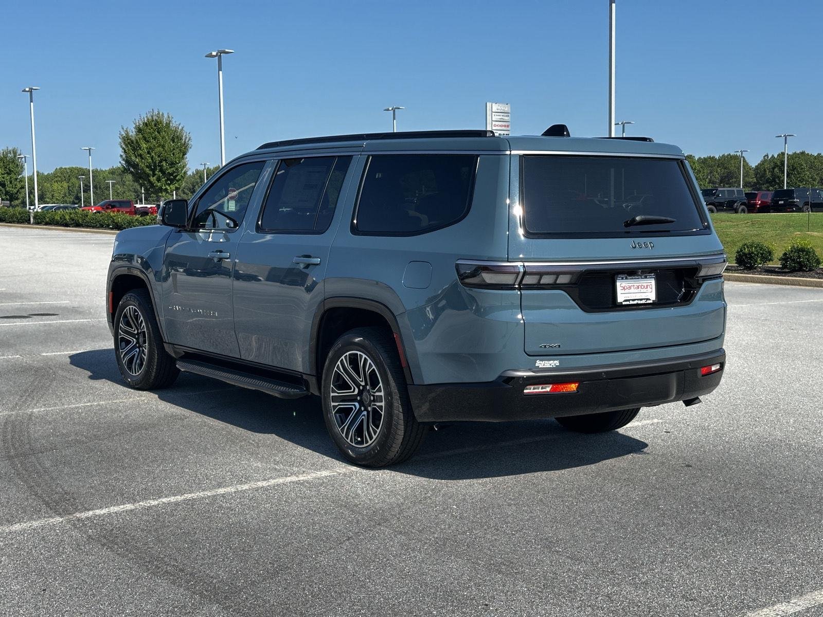 New 2026 Steel Blue Exterior Paint Jeep  image 6