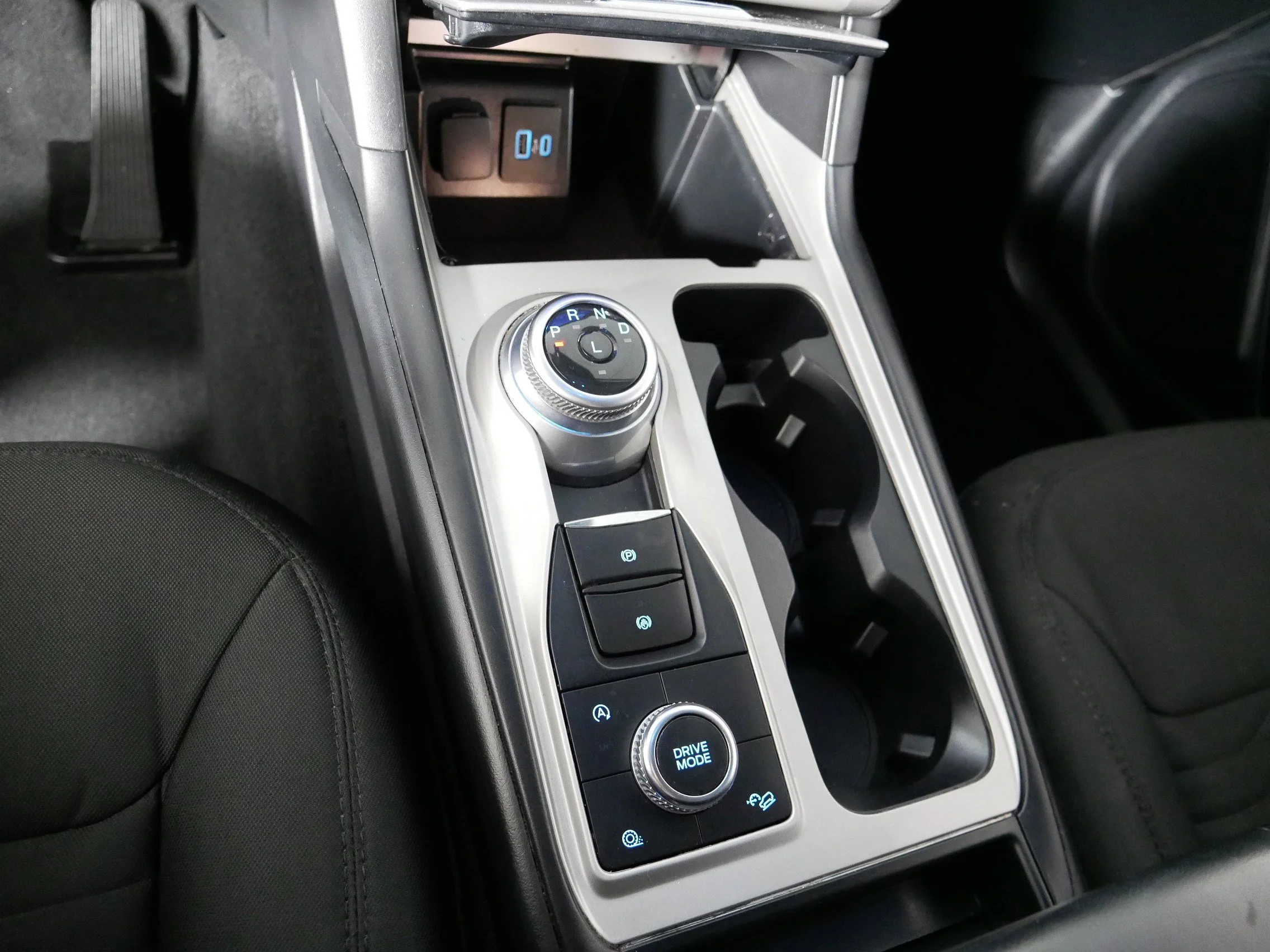 2021 Ford Explorer XLT - Photo 24
