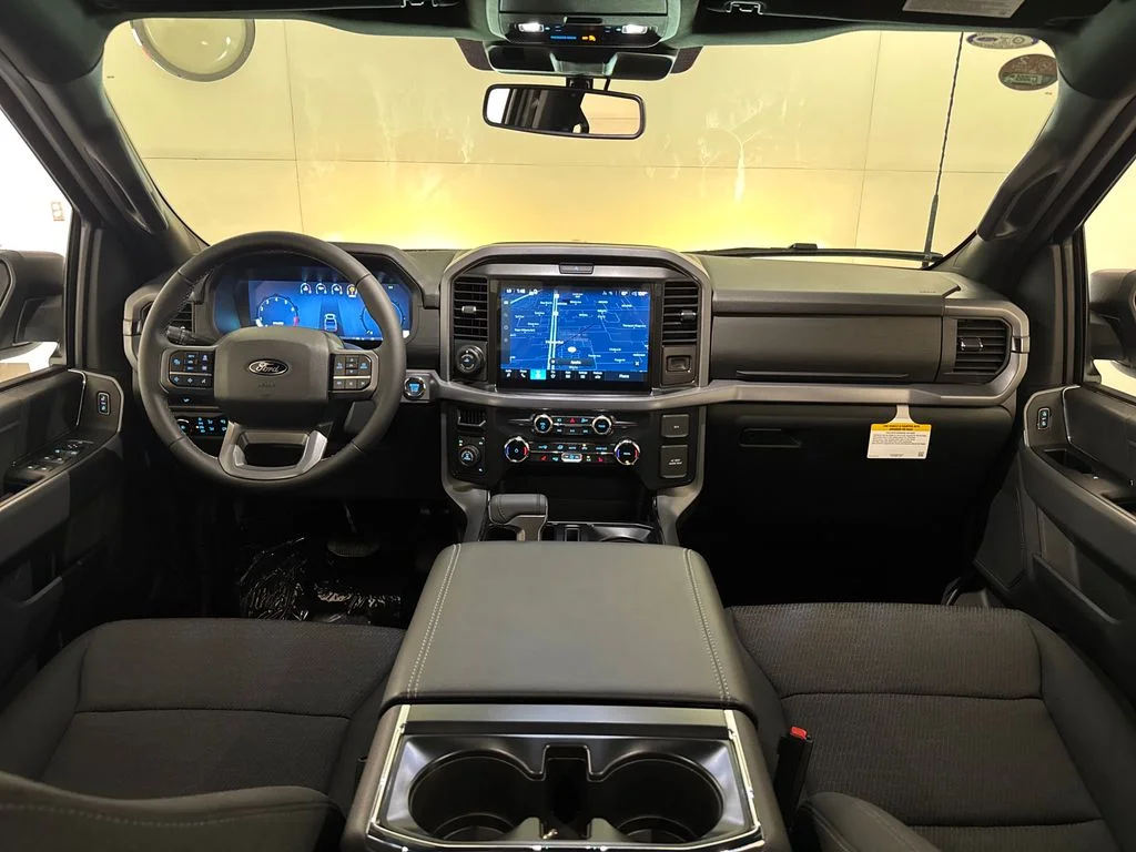 New 2026 White Ford XLT image 4