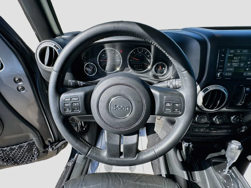 Used 2017 Gray Jeep Unlimited Rubicon image 11