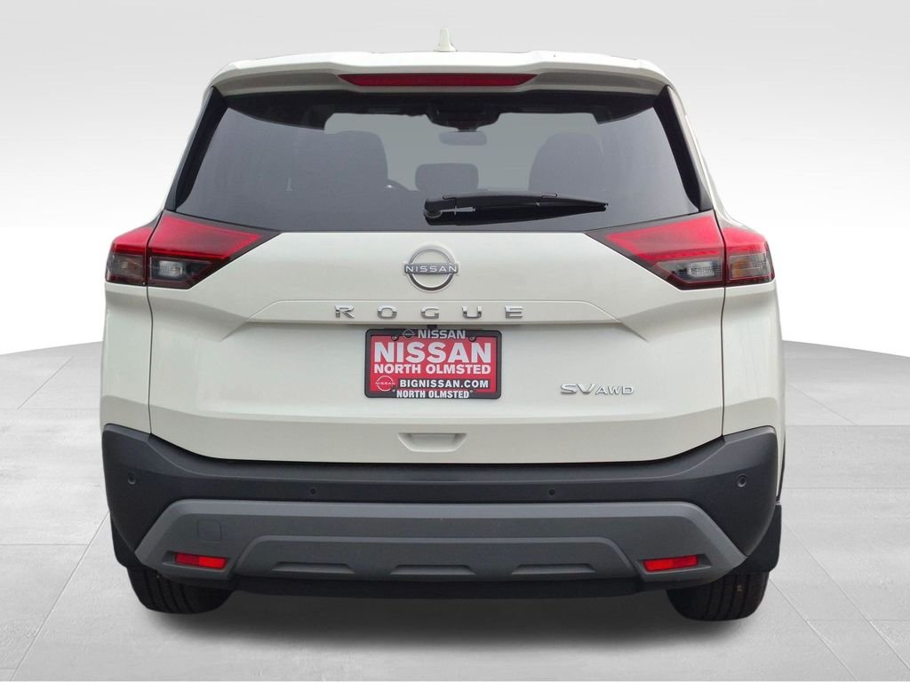 Certified Used 2023 Pearl White Nissan SV image 8