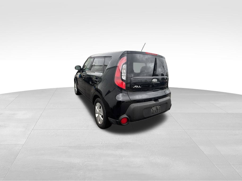 Used 2016 Black Kia Base image 4