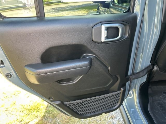 2024 Jeep Gladiator Jeep Beach - Photo 18