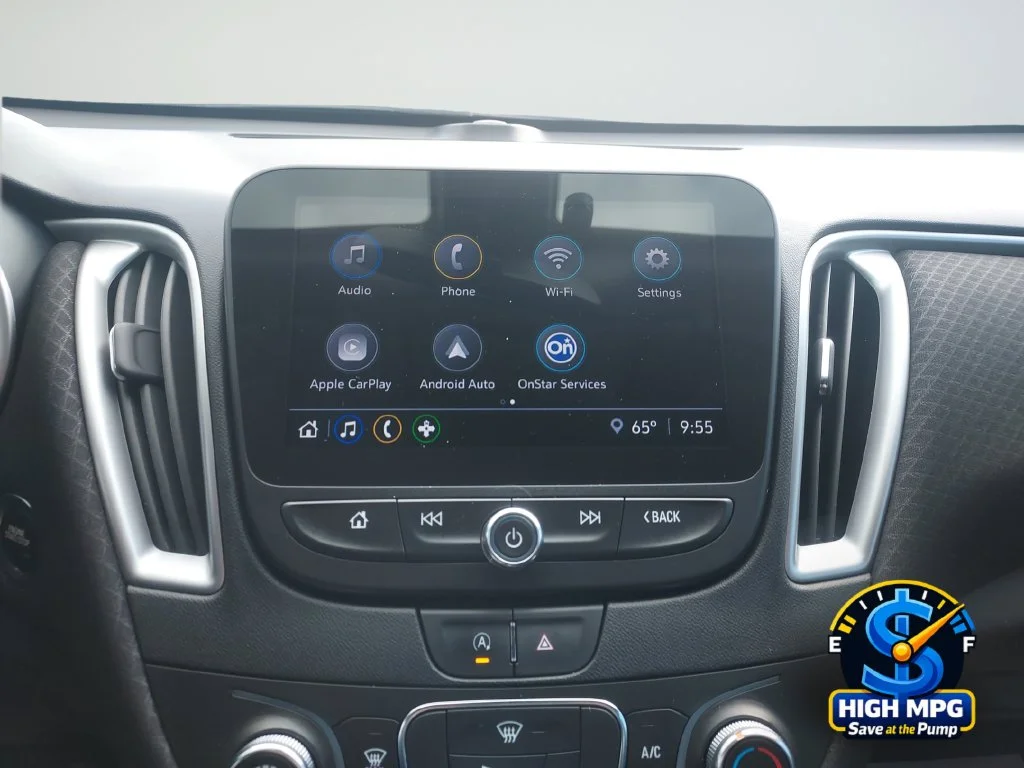 Used 2021 Gray Chevrolet RS image 13