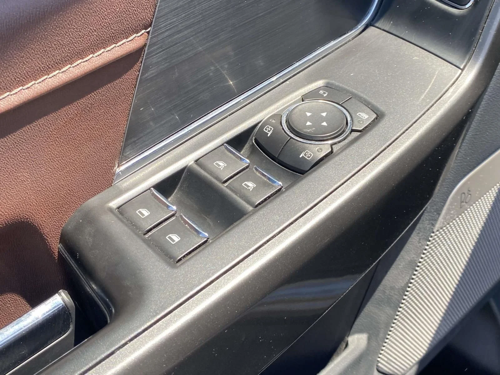 Used 2022 Silver Ford Lariat image 15
