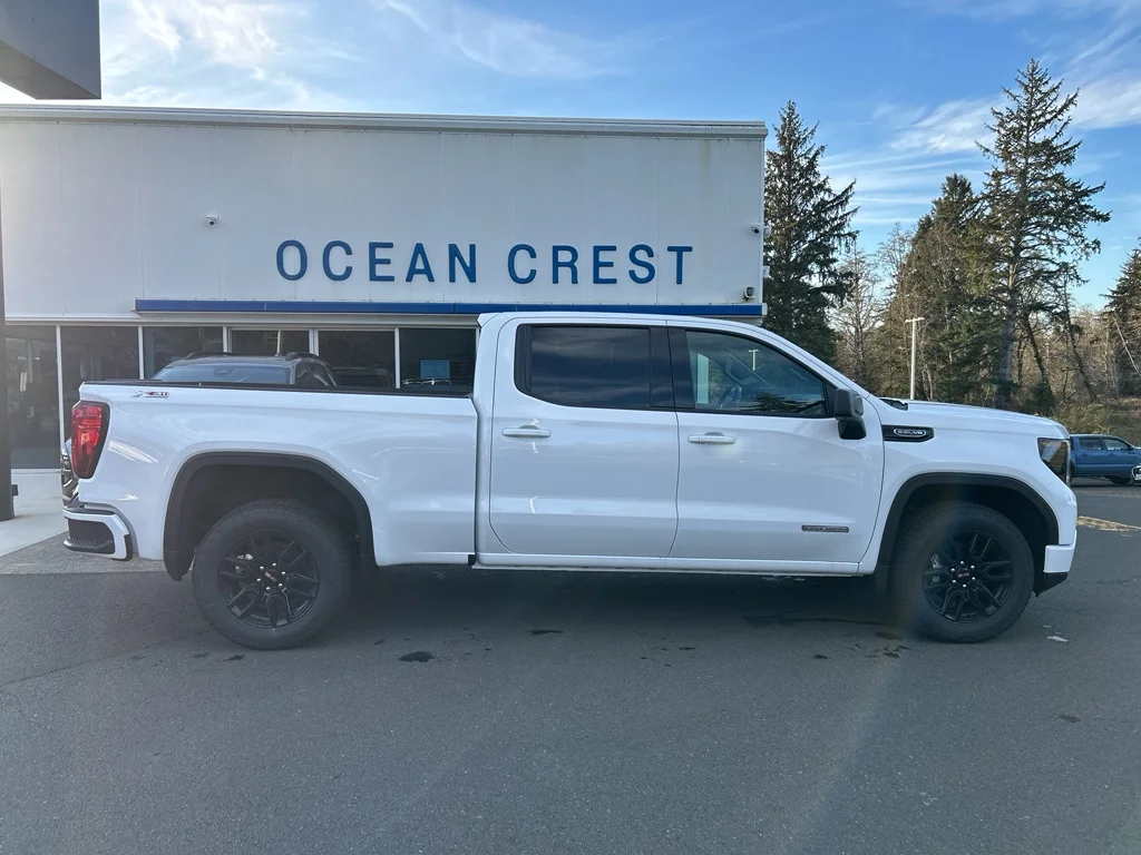2026 GMC Sierra 4WD Crew Cab Short Box Elevation's photo
