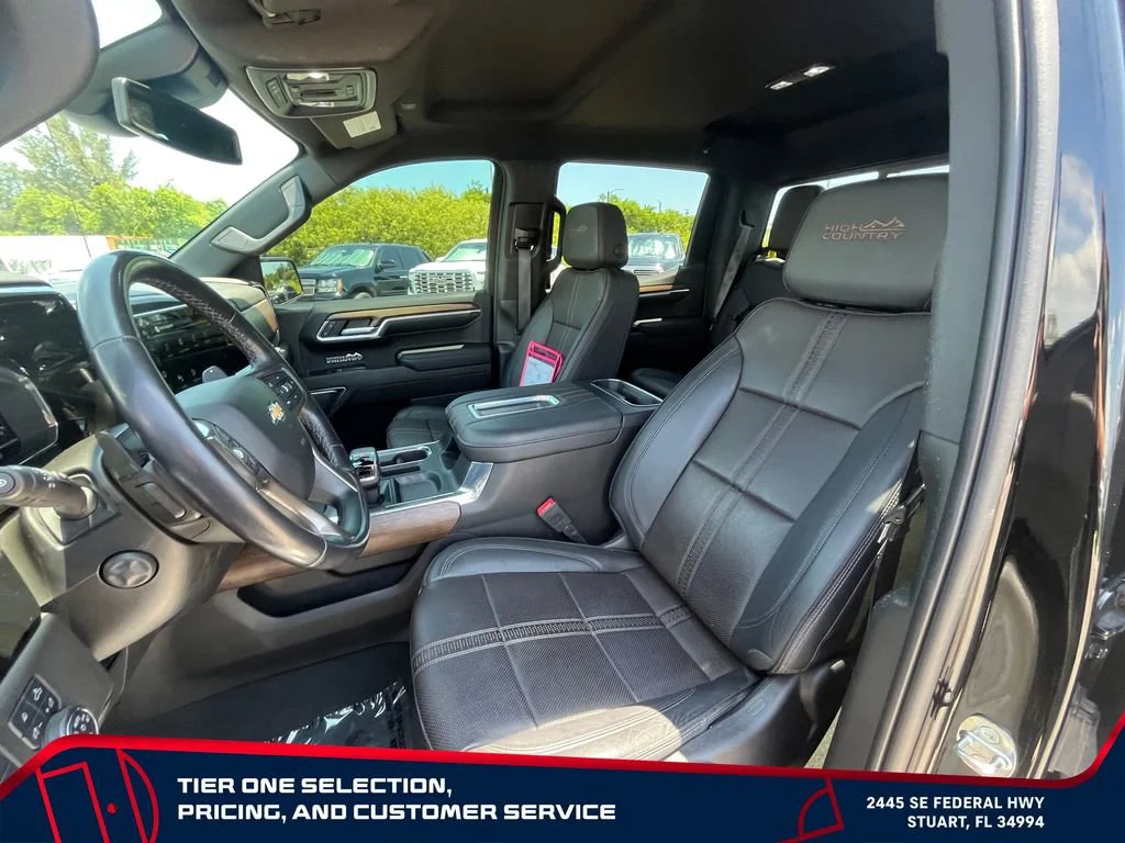 Used 2022 Black Chevrolet High Country image 16