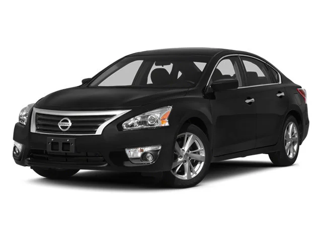 Used 2013 Super Black Nissan 2.5 SV image 1