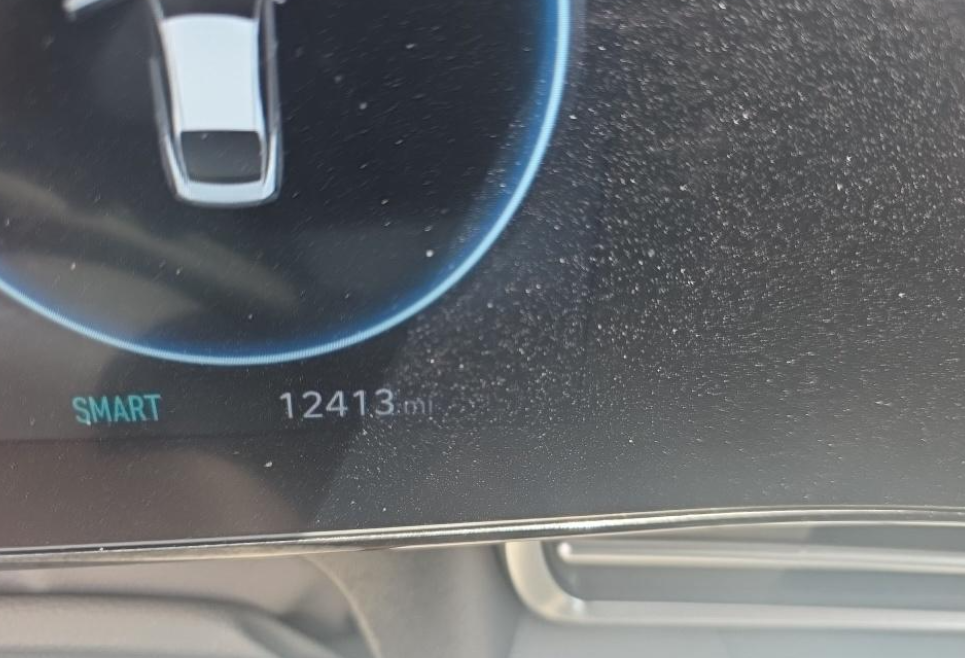 Used 2023 Black Hyundai SEL image 14