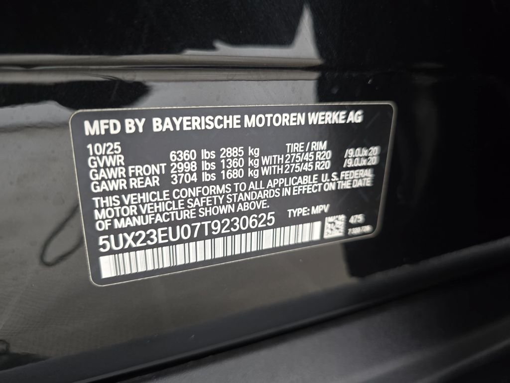Used 2026 Black Sapphire Metallic BMW xDrive40i image 34