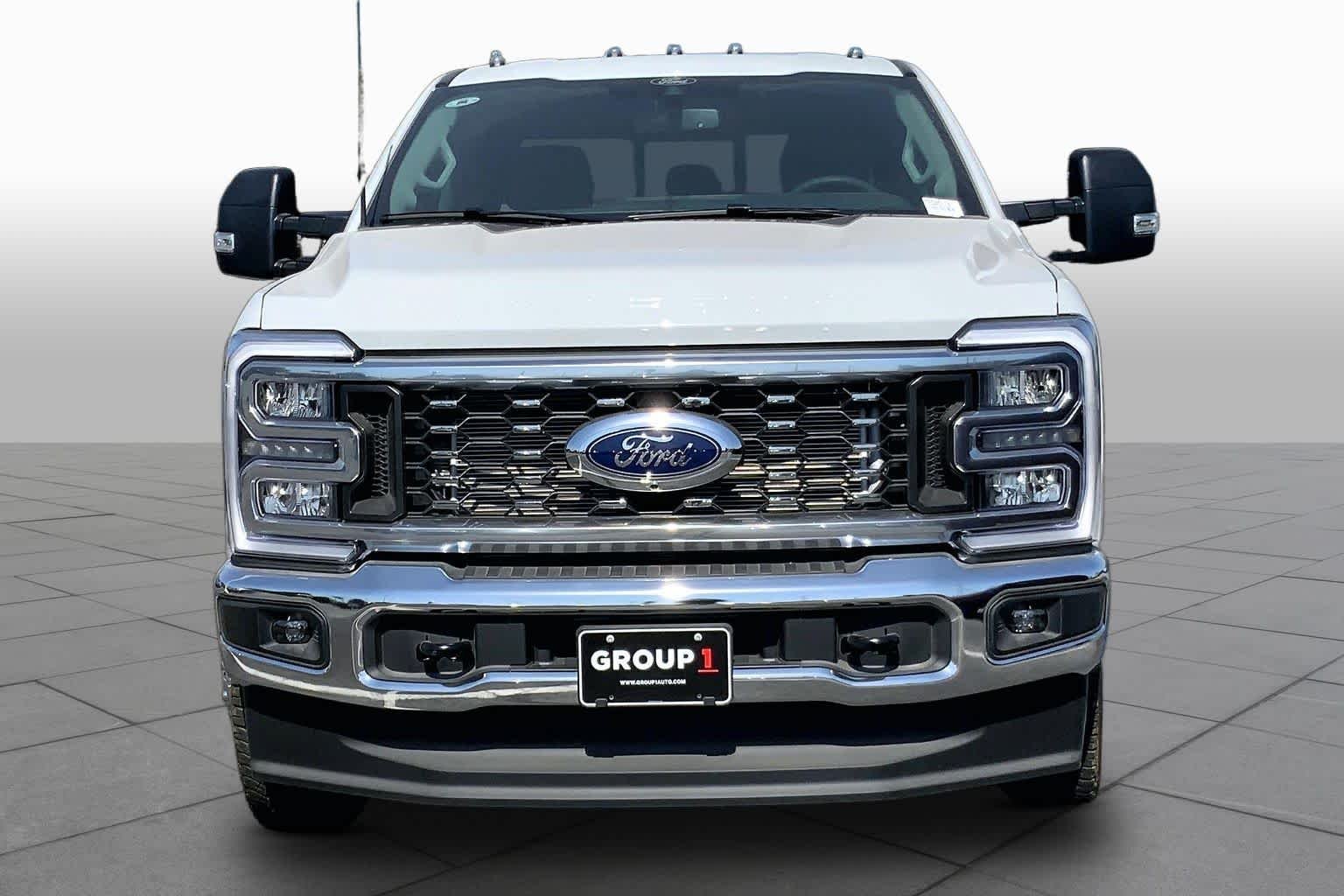New 2026 Avalanche Ford F-350® XLT image 3